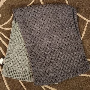 Banana Republic Scarf - Basketweave - Dark Grey